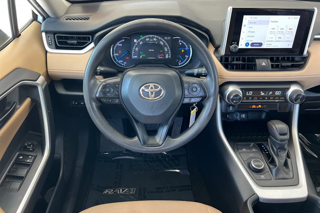 Thumbnail: 2023 Toyota RAV4 - 10
