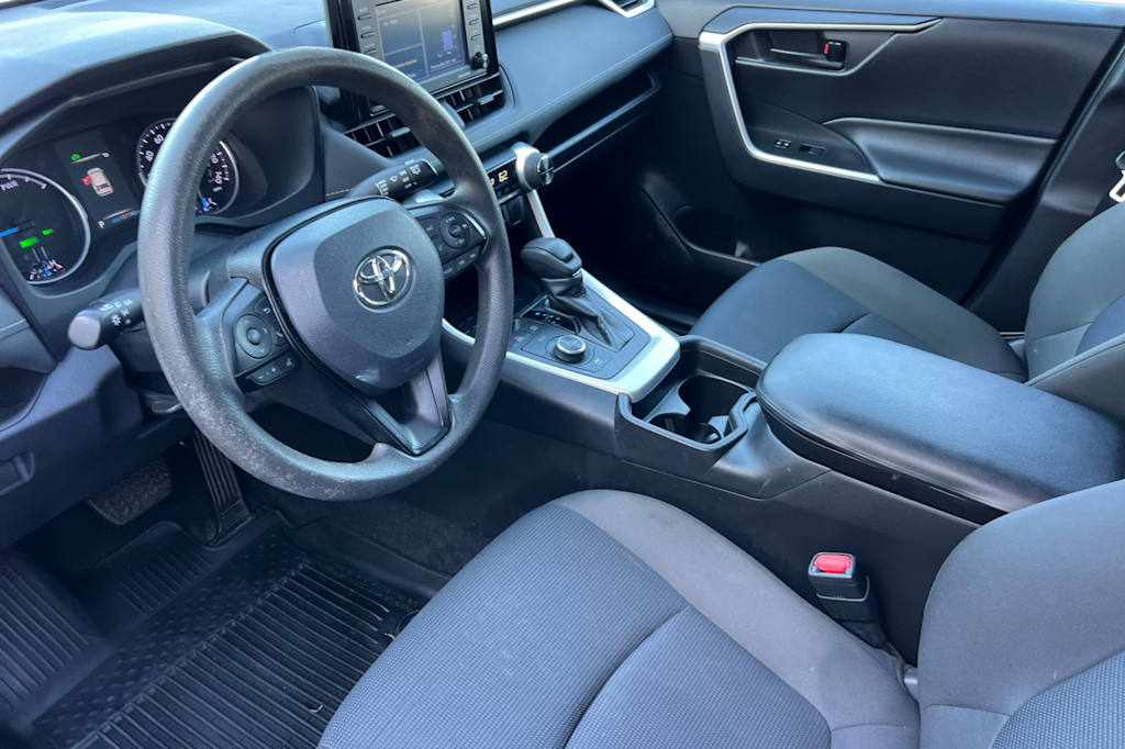 Thumbnail: 2021 Toyota RAV4 - 9