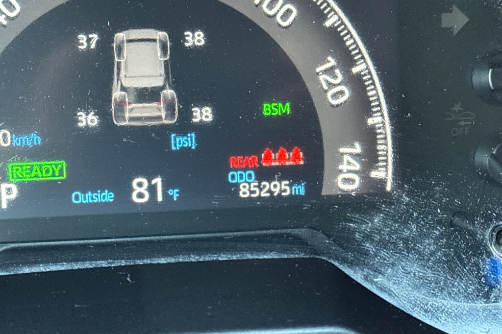 Thumbnail: 2023 Toyota RAV4 - 30