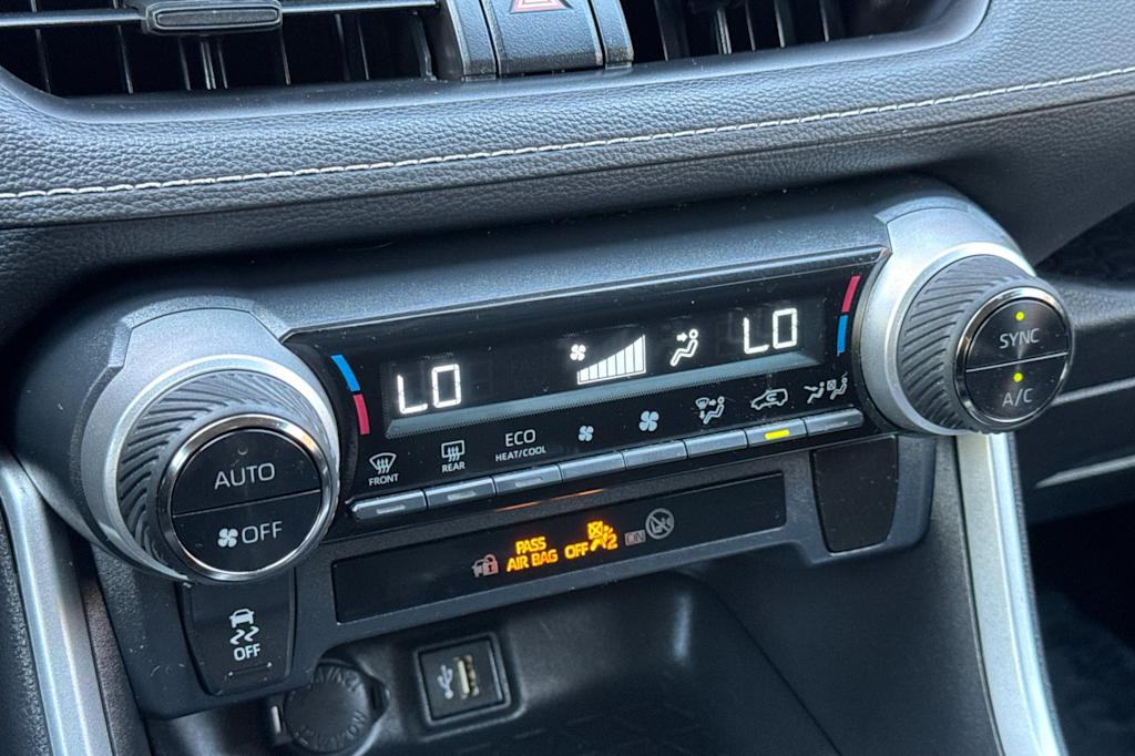 Thumbnail: 2023 Toyota RAV4 - 26