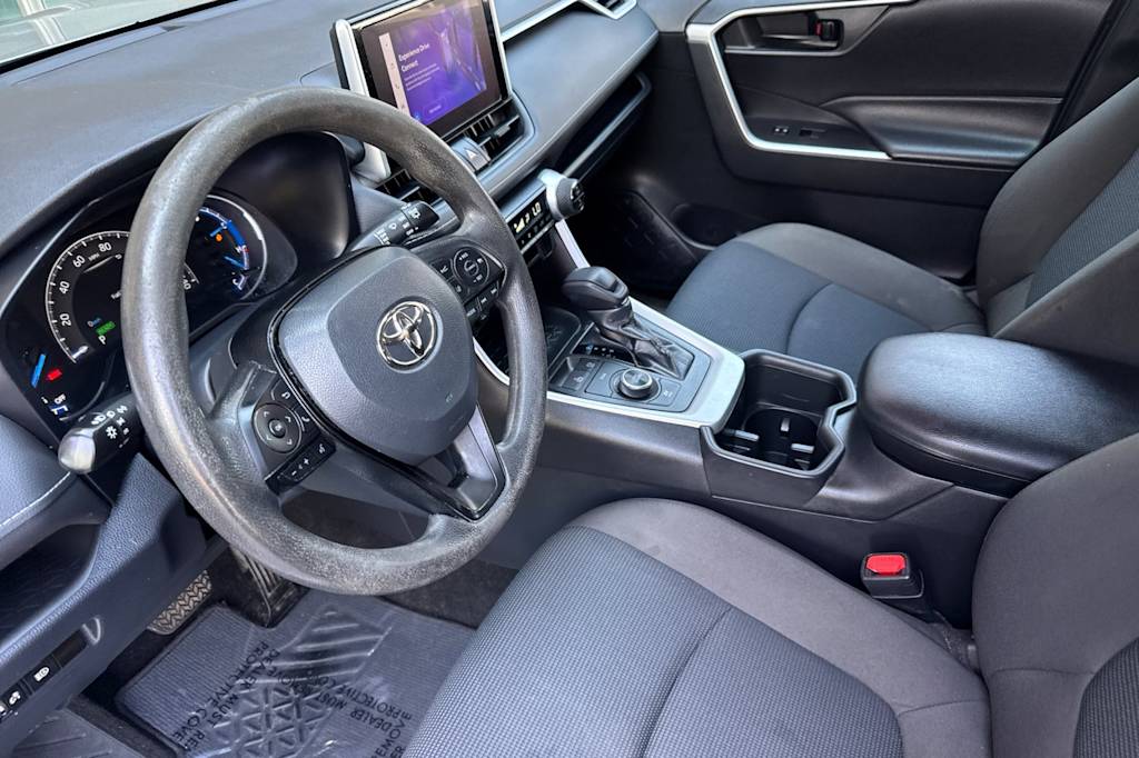 Thumbnail: 2023 Toyota RAV4 - 9