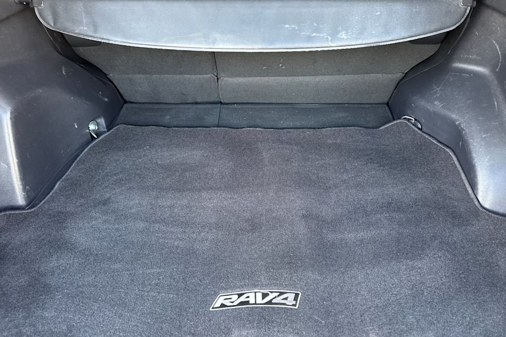Thumbnail: 2023 Toyota RAV4 - 16