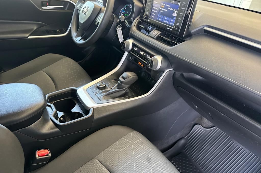 Thumbnail: 2021 Toyota RAV4 - 12