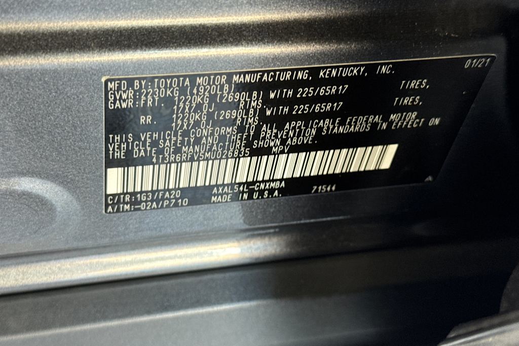 Thumbnail: 2021 Toyota RAV4 - 17