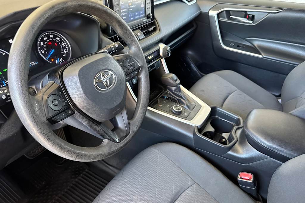 Thumbnail: 2021 Toyota RAV4 - 9