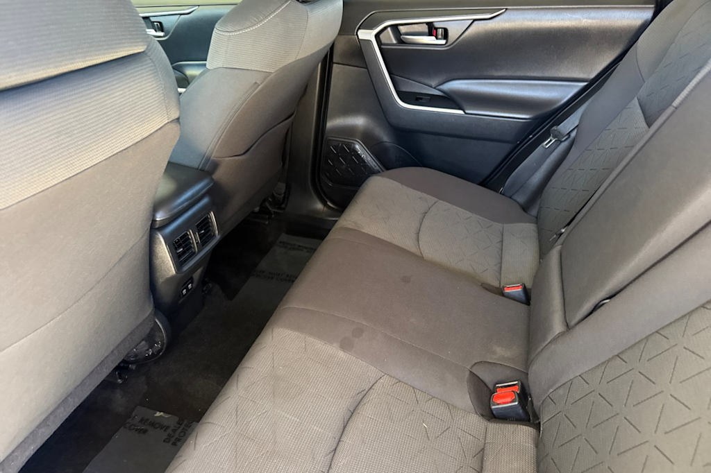 Thumbnail: 2021 Toyota RAV4 - 12