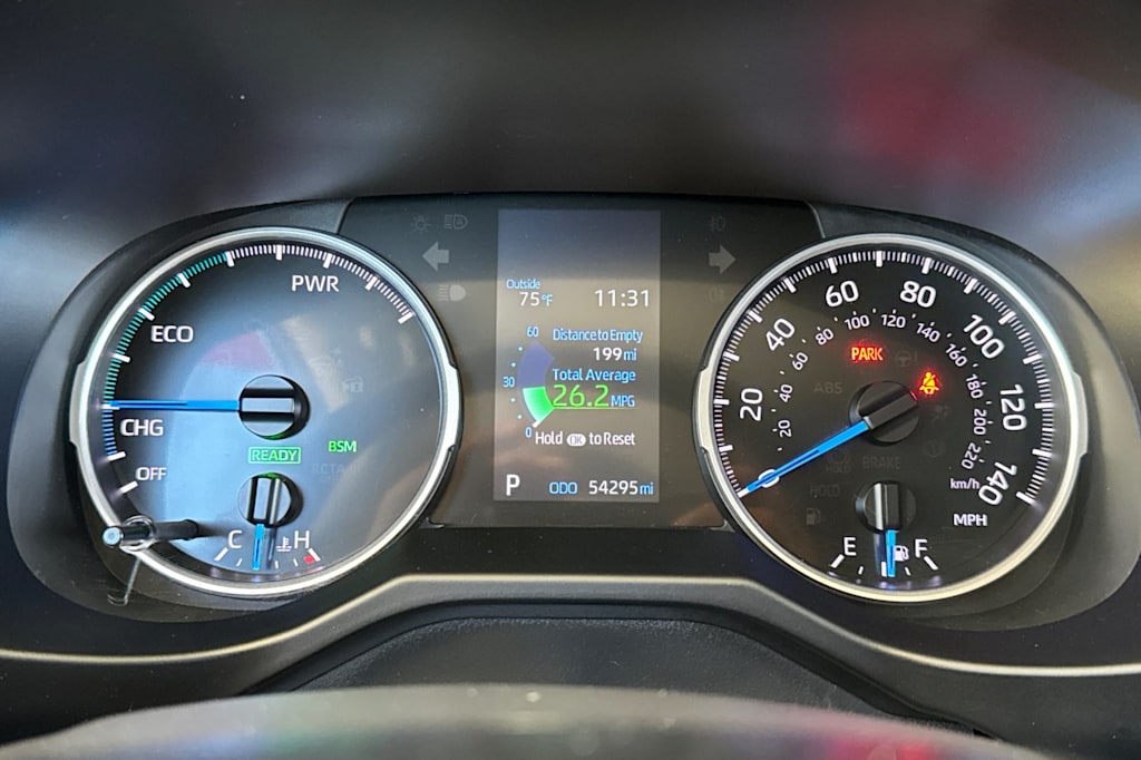 Thumbnail: 2021 Toyota RAV4 - 16