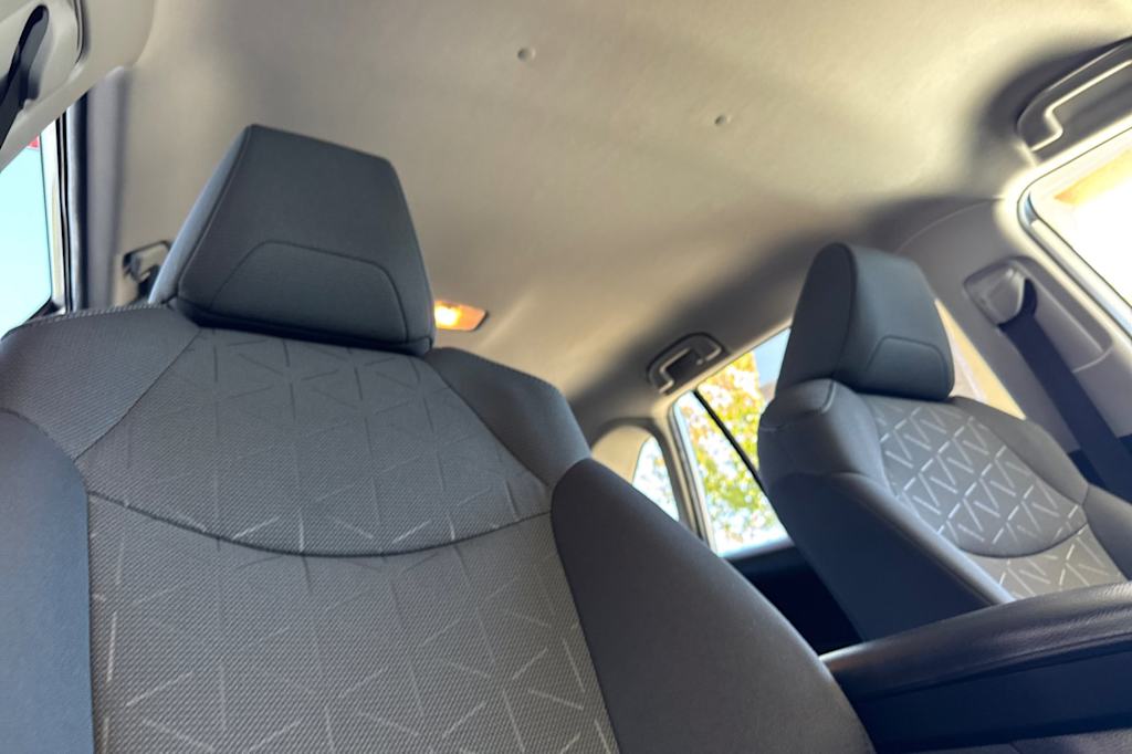 Thumbnail: 2021 Toyota RAV4 - 11
