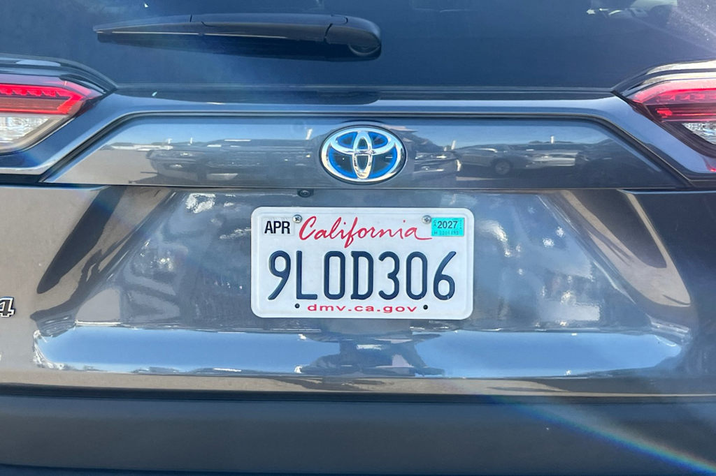 Thumbnail: 2024 Toyota RAV4 - 21