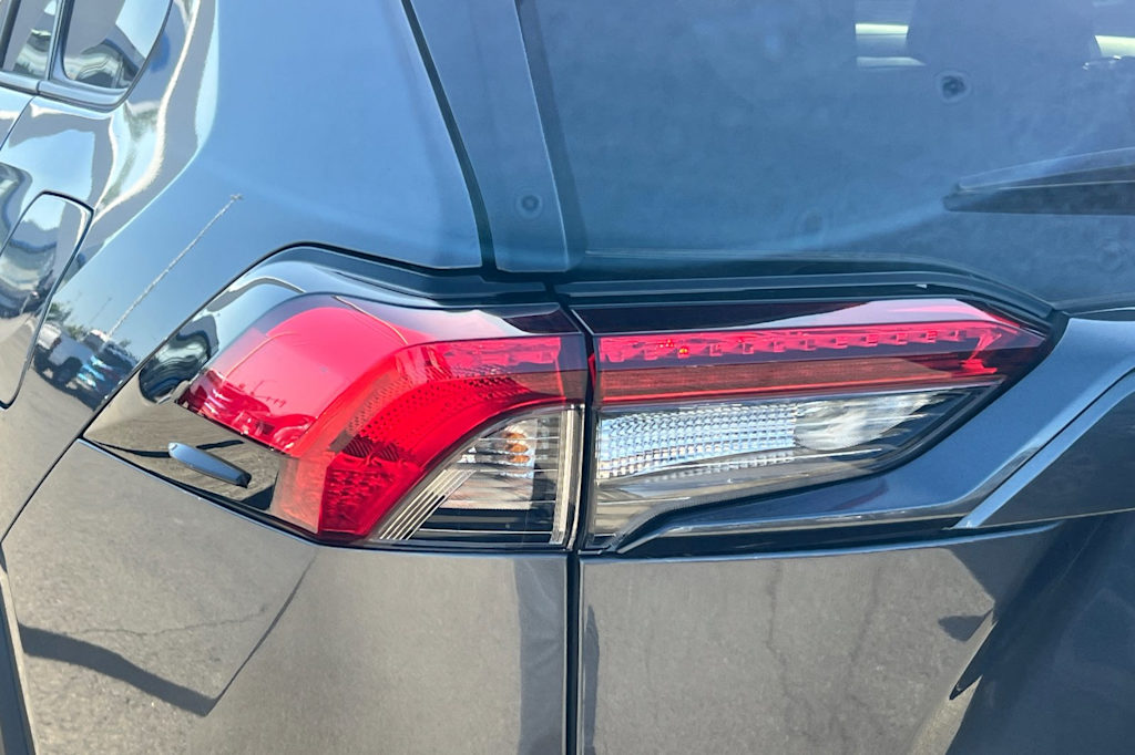 Thumbnail: 2024 Toyota RAV4 - 22