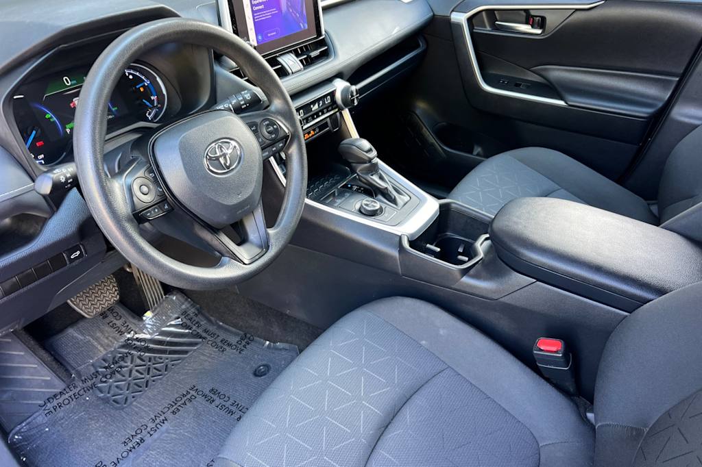 Thumbnail: 2024 Toyota RAV4 - 9
