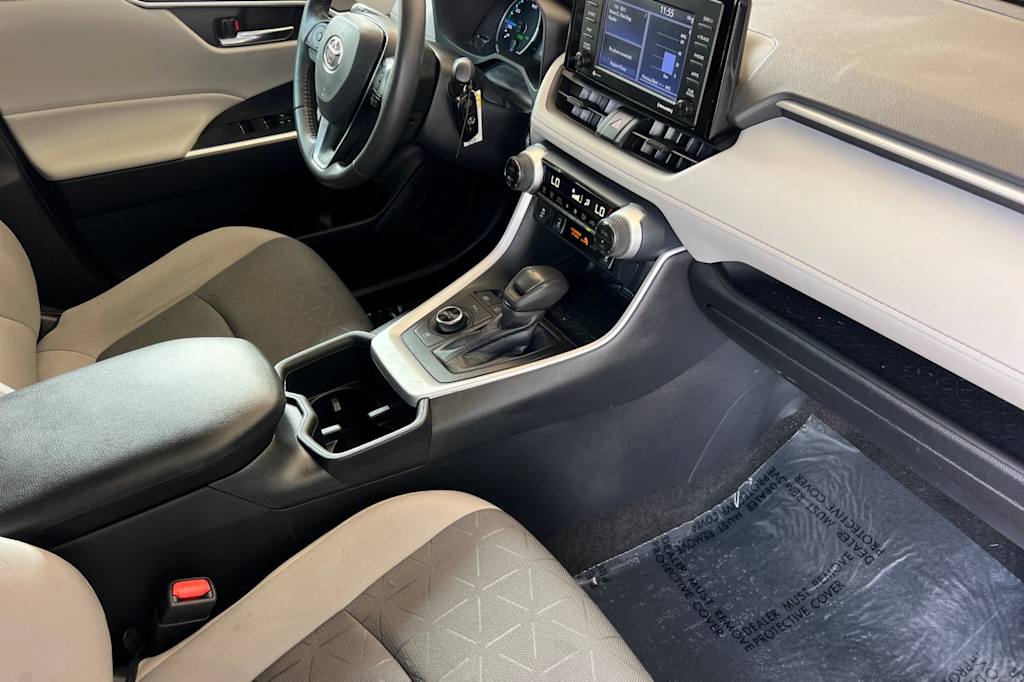 Thumbnail: 2022 Toyota RAV4 - 12