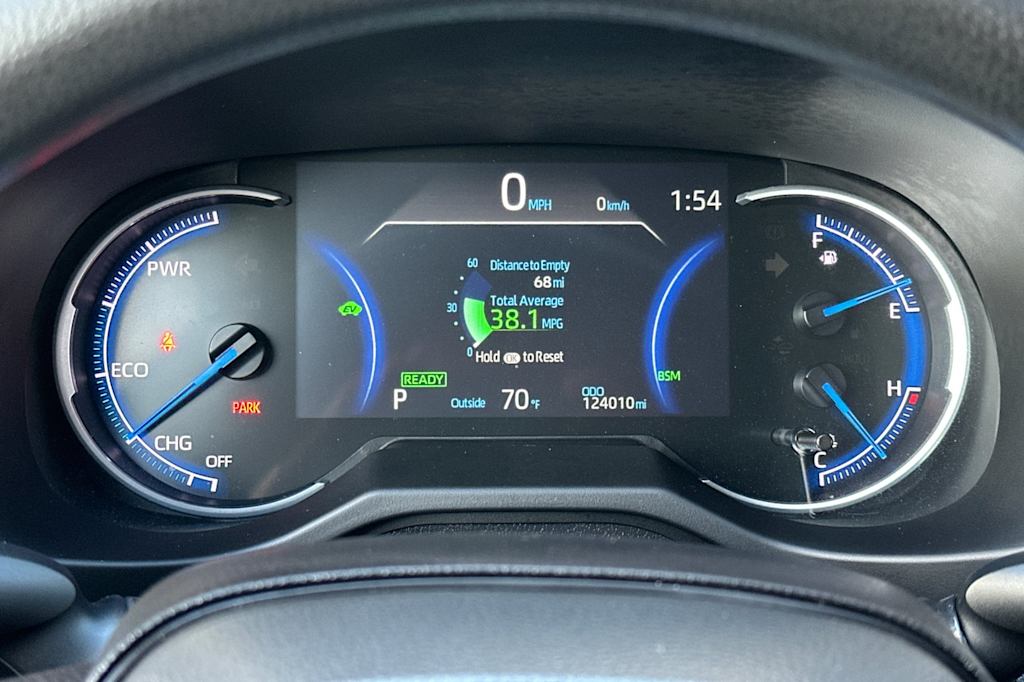 Thumbnail: 2023 Toyota RAV4 - 15