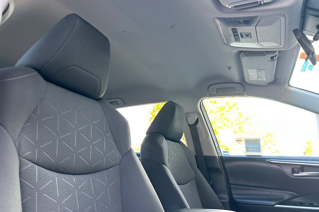 Thumbnail: 2023 Toyota RAV4 - 24