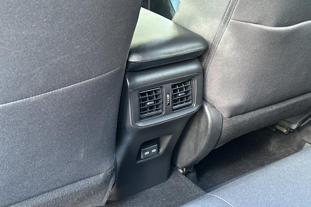 Thumbnail: 2023 Toyota RAV4 - 23