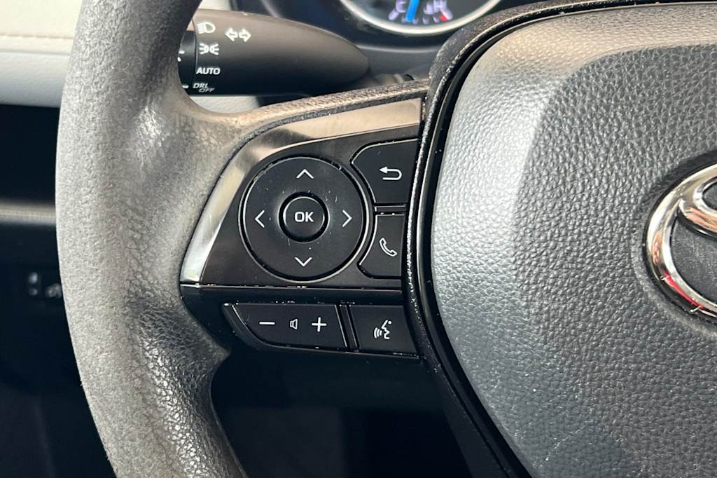Thumbnail: 2022 Toyota RAV4 - 29