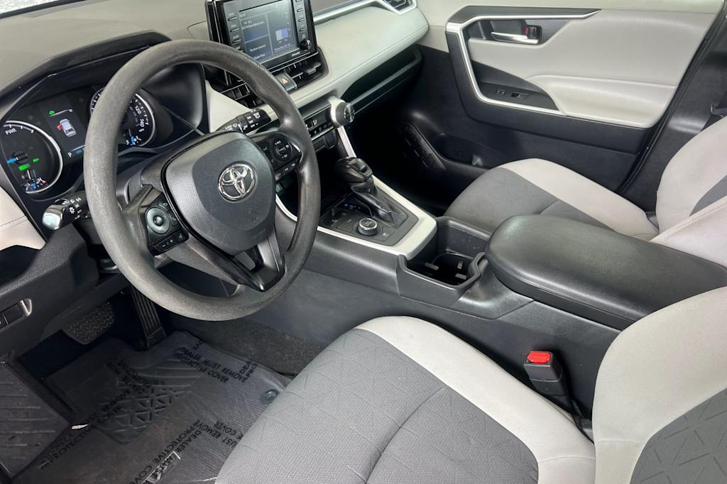 Thumbnail: 2022 Toyota RAV4 - 8