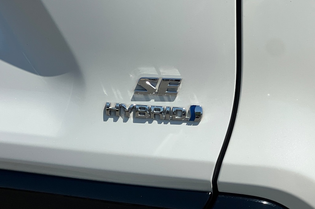 Thumbnail: 2022 Toyota RAV4 - 7