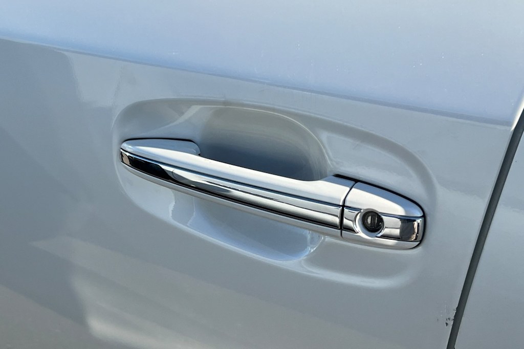 Thumbnail: 2013 Toyota Venza - 5