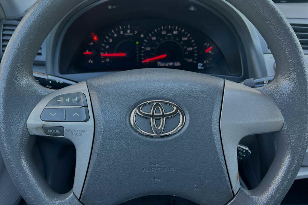 2008 Toyota Camry LE 26