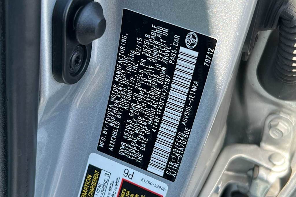 Thumbnail: 2015 Toyota Camry - 16