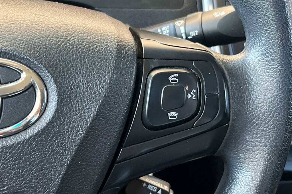 Thumbnail: 2015 Toyota Camry - 27