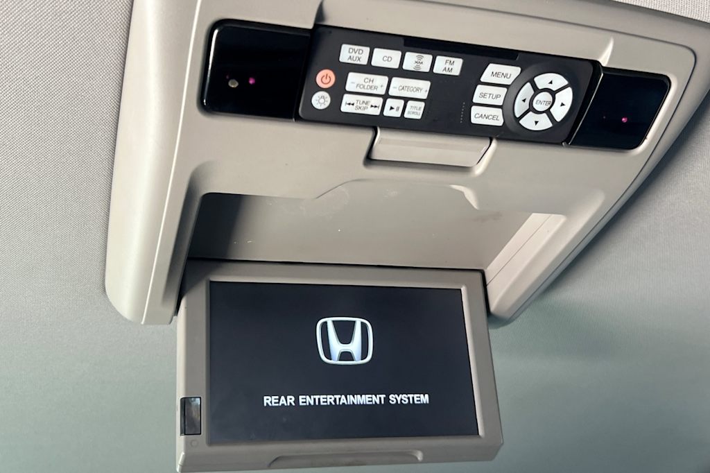 Thumbnail: 2016 Honda Odyssey - 22