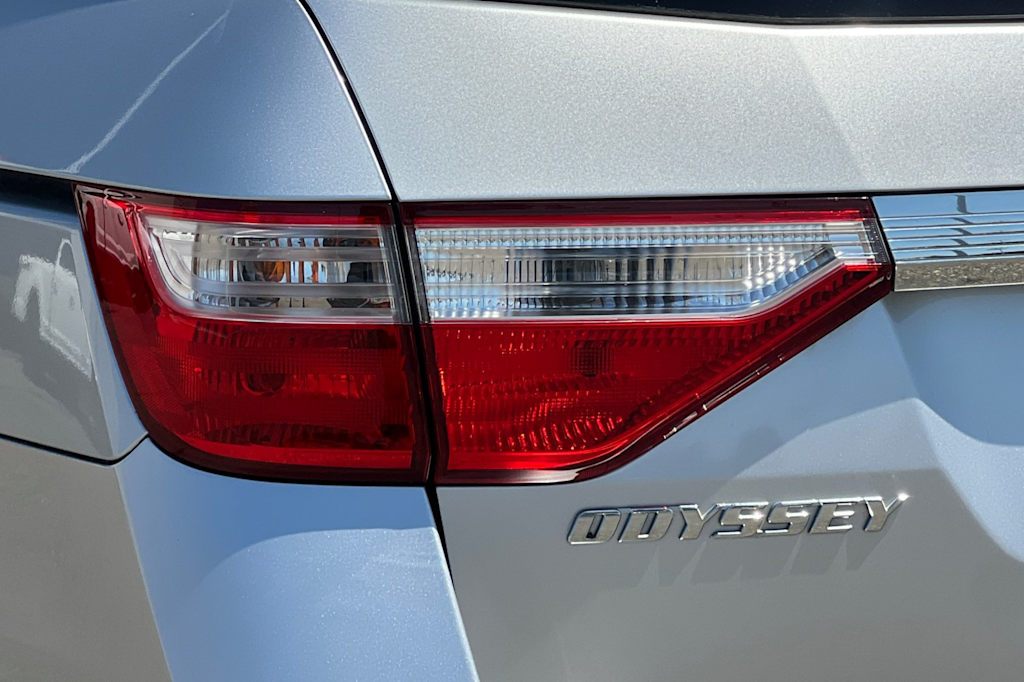 Thumbnail: 2012 Honda Odyssey - 33