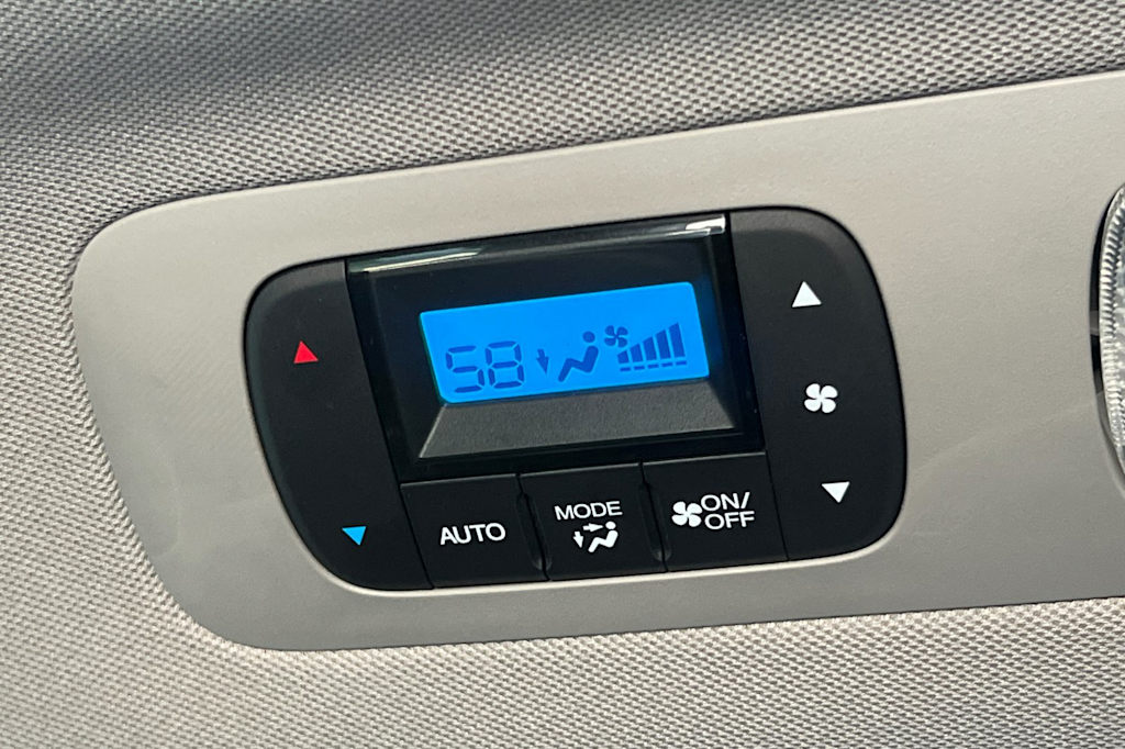 Thumbnail: 2012 Honda Odyssey - 13