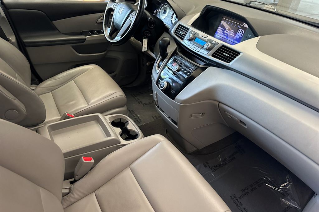 Thumbnail: 2013 Honda Odyssey - 12