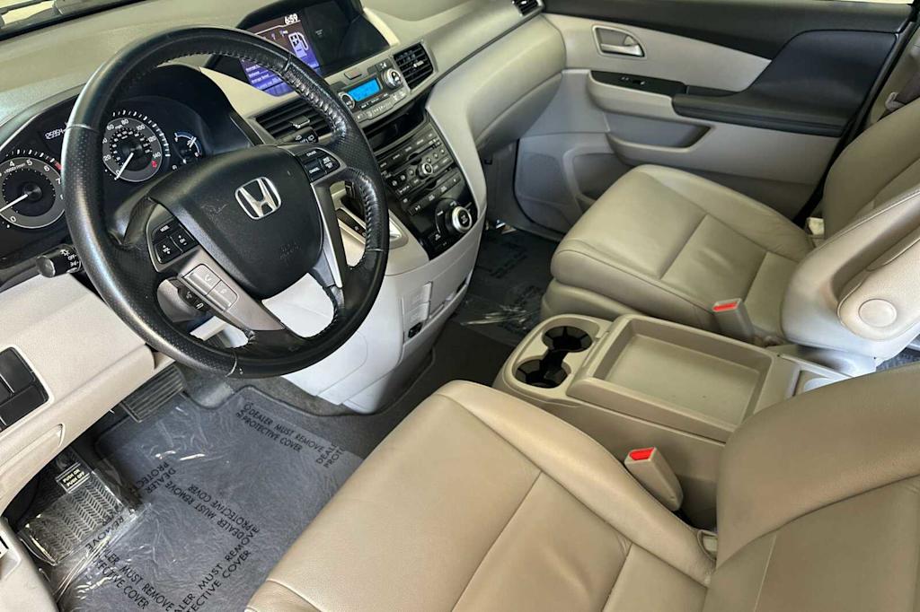 Thumbnail: 2013 Honda Odyssey - 9