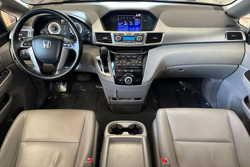 Thumbnail: 2013 Honda Odyssey - 2