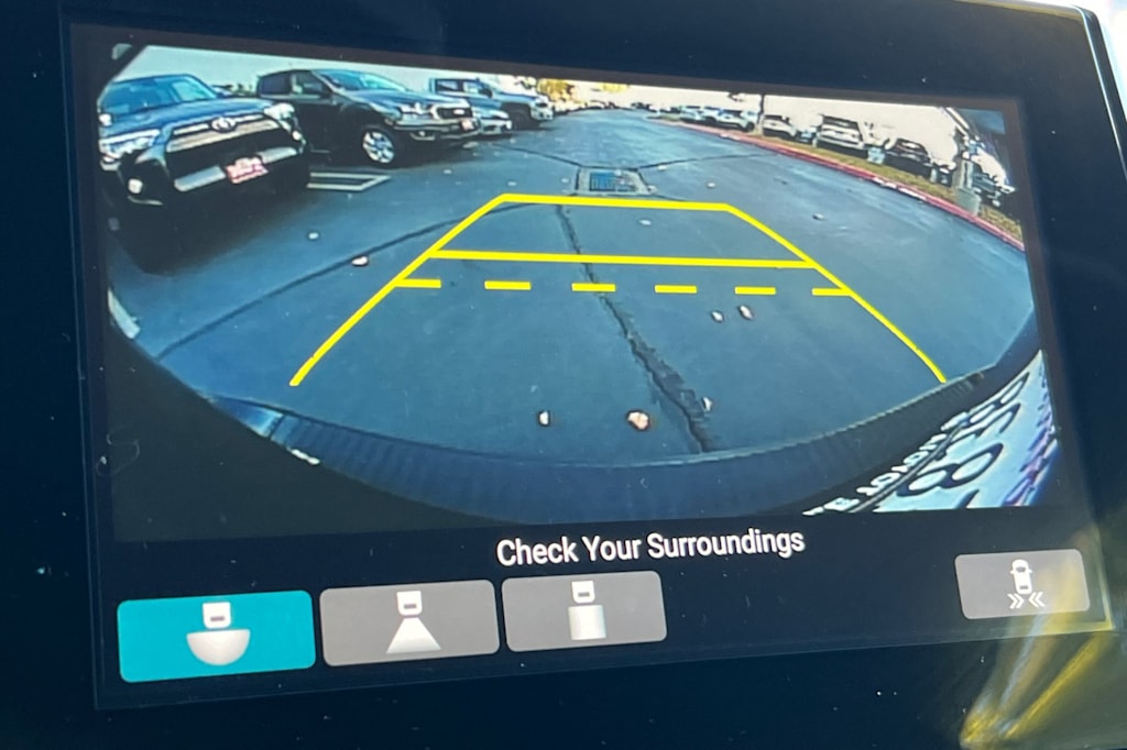 Thumbnail: 2018 Honda Odyssey - 24