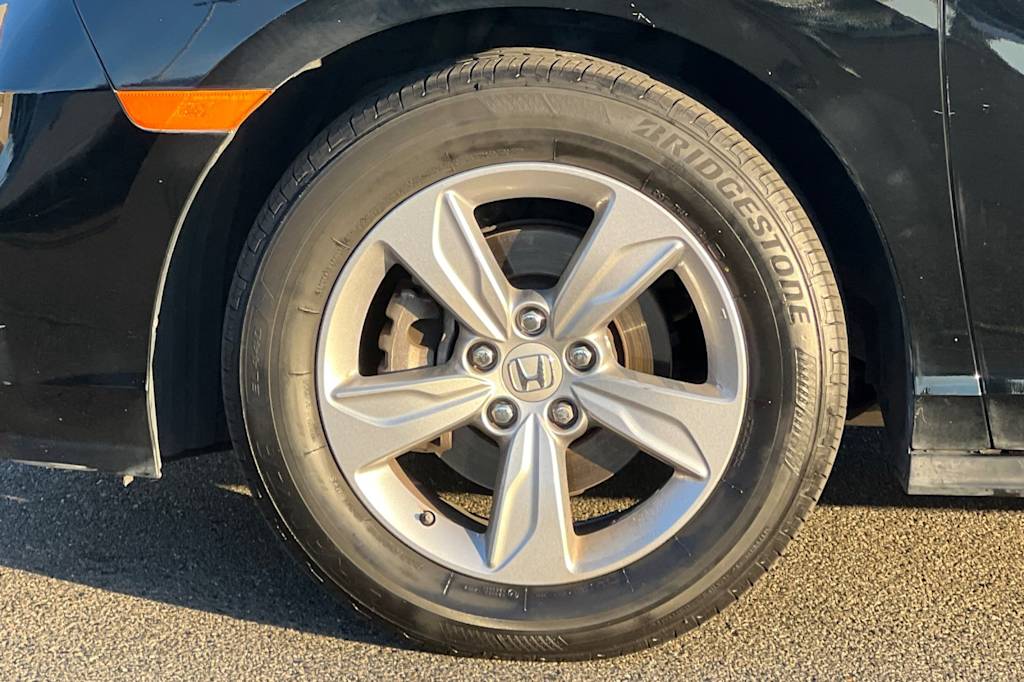 Thumbnail: 2018 Honda Odyssey - 7