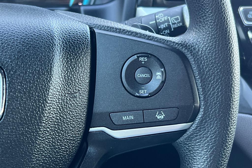 Thumbnail: 2018 Honda Odyssey - 29