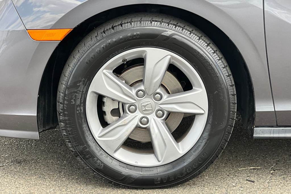 Thumbnail: 2019 Honda Odyssey - 8