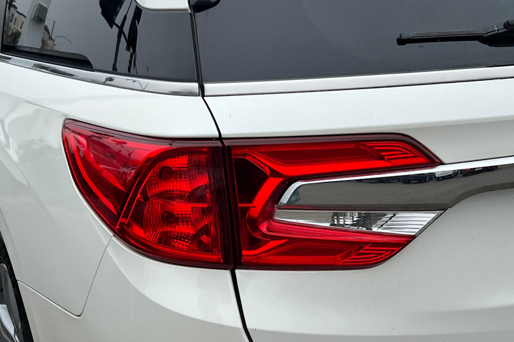 Thumbnail: 2019 Honda Odyssey - 15