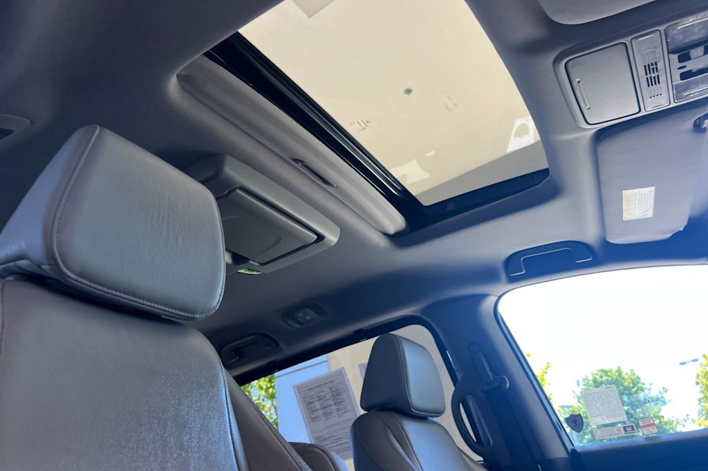 Thumbnail: 2020 Honda Odyssey - 23