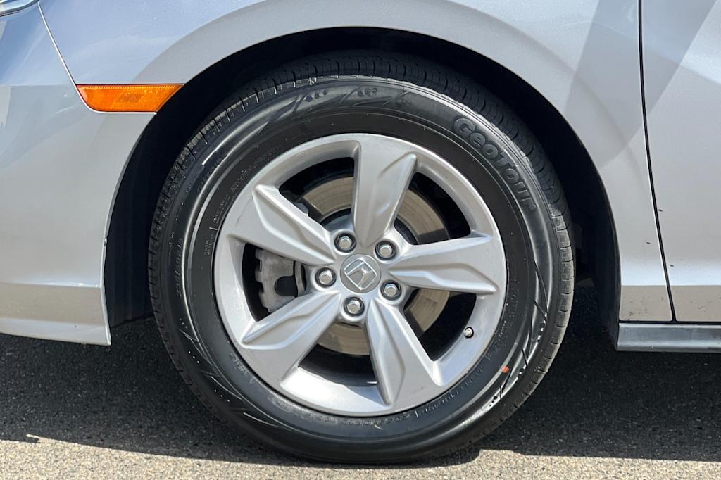 Thumbnail: 2020 Honda Odyssey - 8