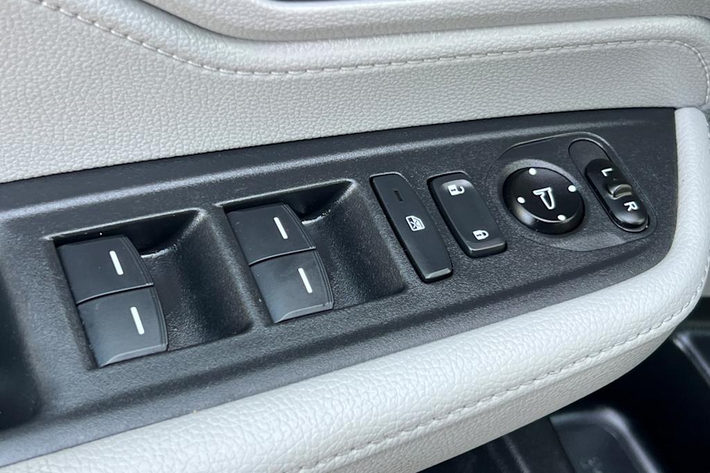 Thumbnail: 2020 Honda Odyssey - 20