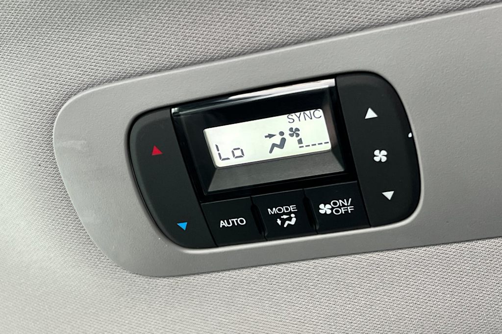 Thumbnail: 2022 Honda Odyssey - 15