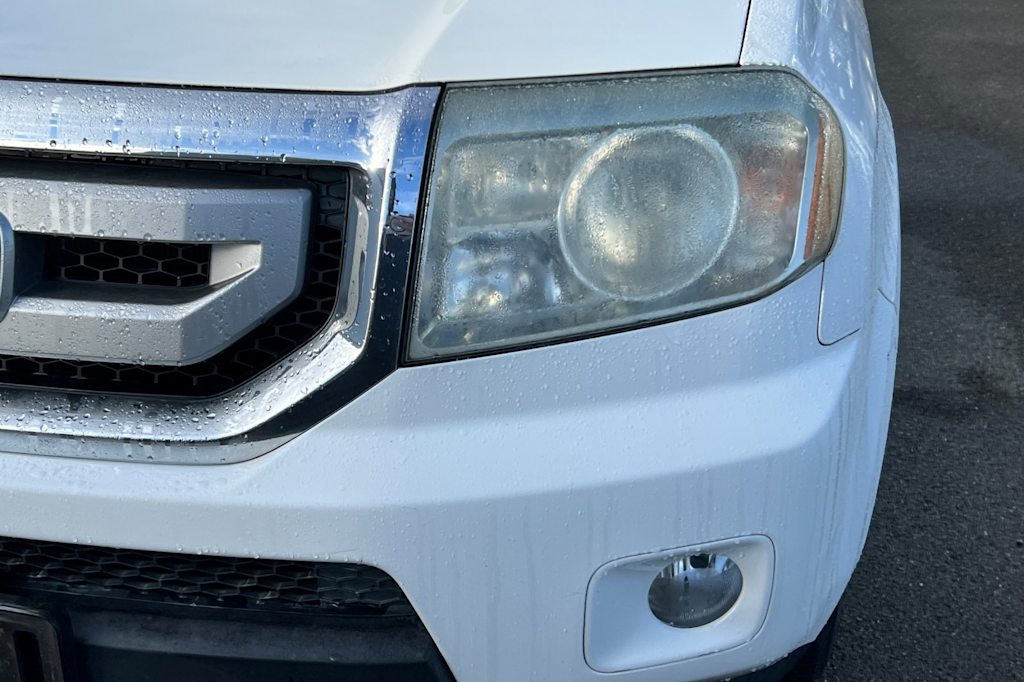 Thumbnail: 2011 Honda Pilot - 13