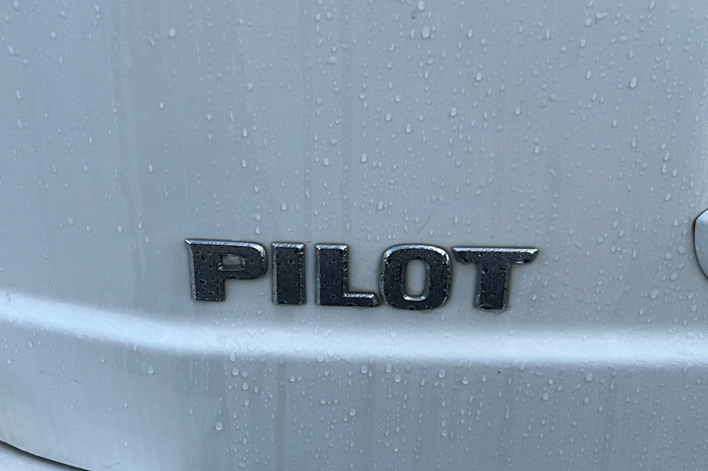 Thumbnail: 2011 Honda Pilot - 5