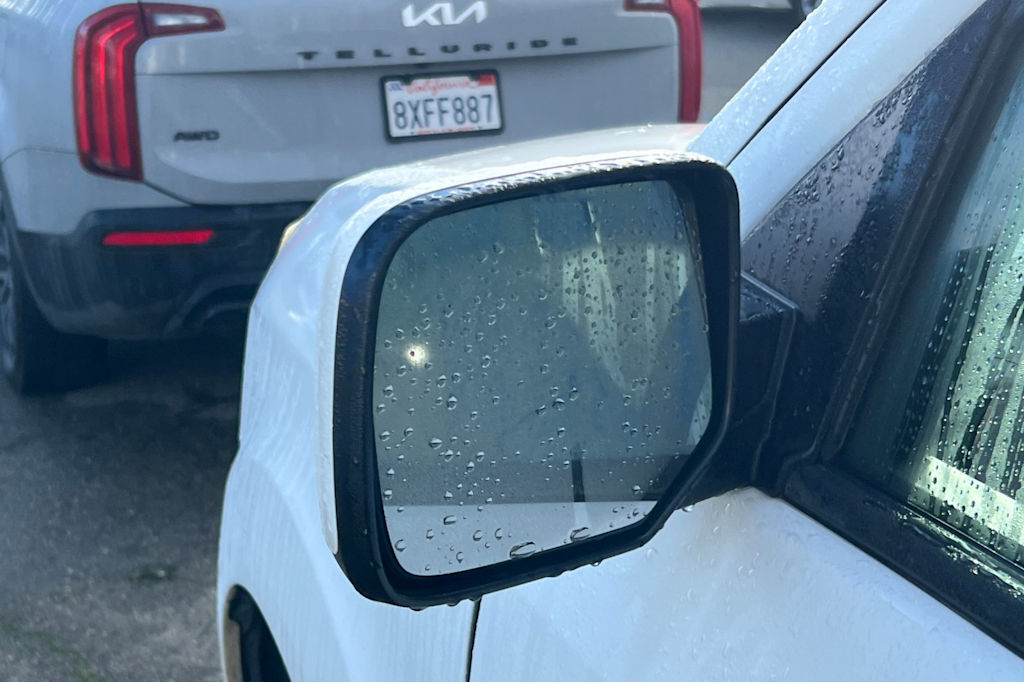 Thumbnail: 2011 Honda Pilot - 18