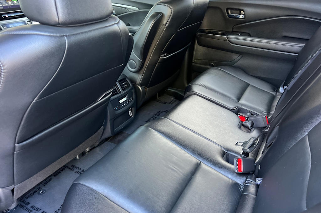 Thumbnail: 2021 Honda Pilot - 9
