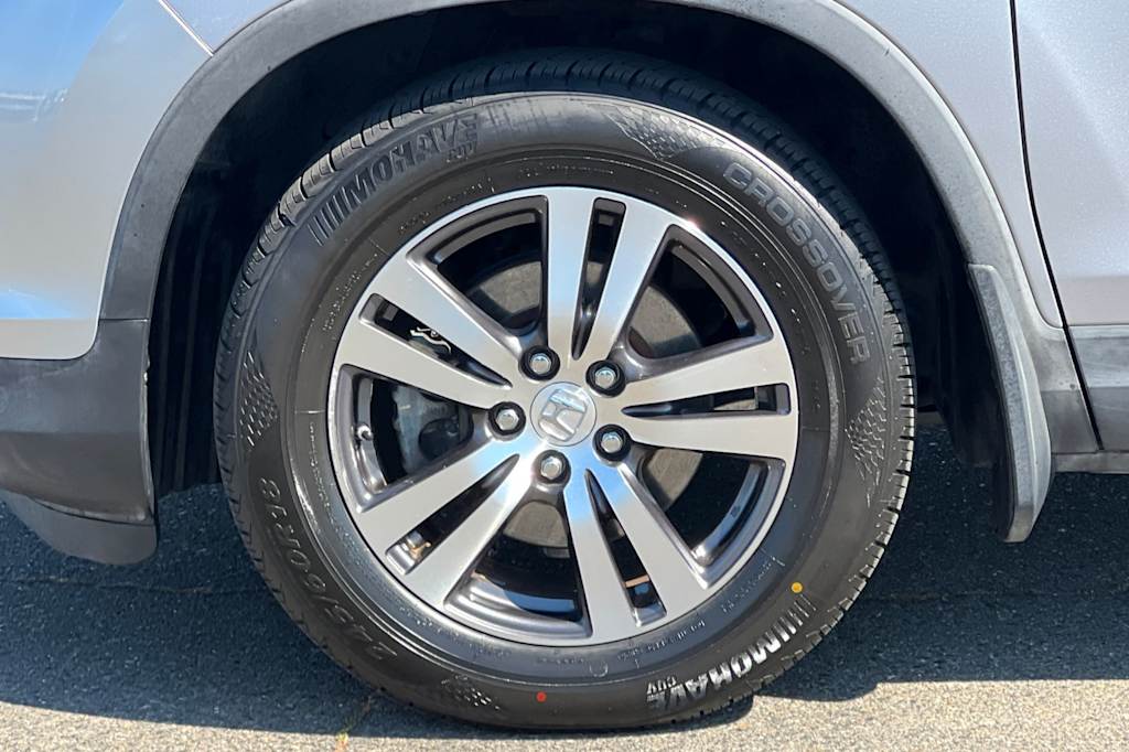 Thumbnail: 2016 Honda Pilot - 8