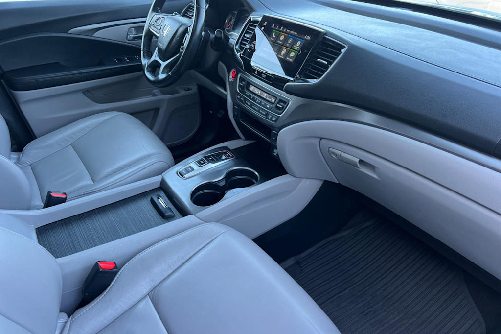 Thumbnail: 2021 Honda Pilot - 11