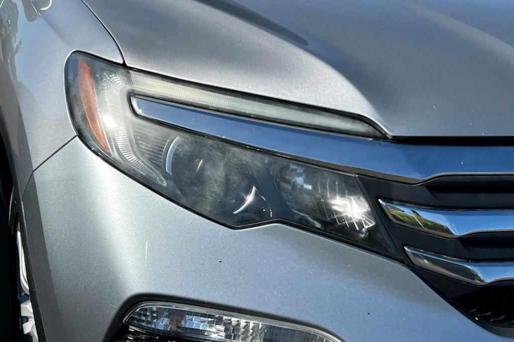 Thumbnail: 2018 Honda Pilot - 10