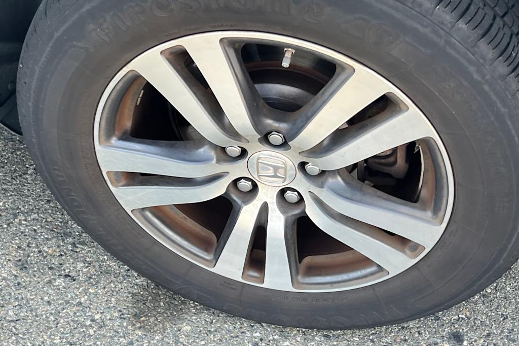 Thumbnail: 2018 Honda Pilot - 23