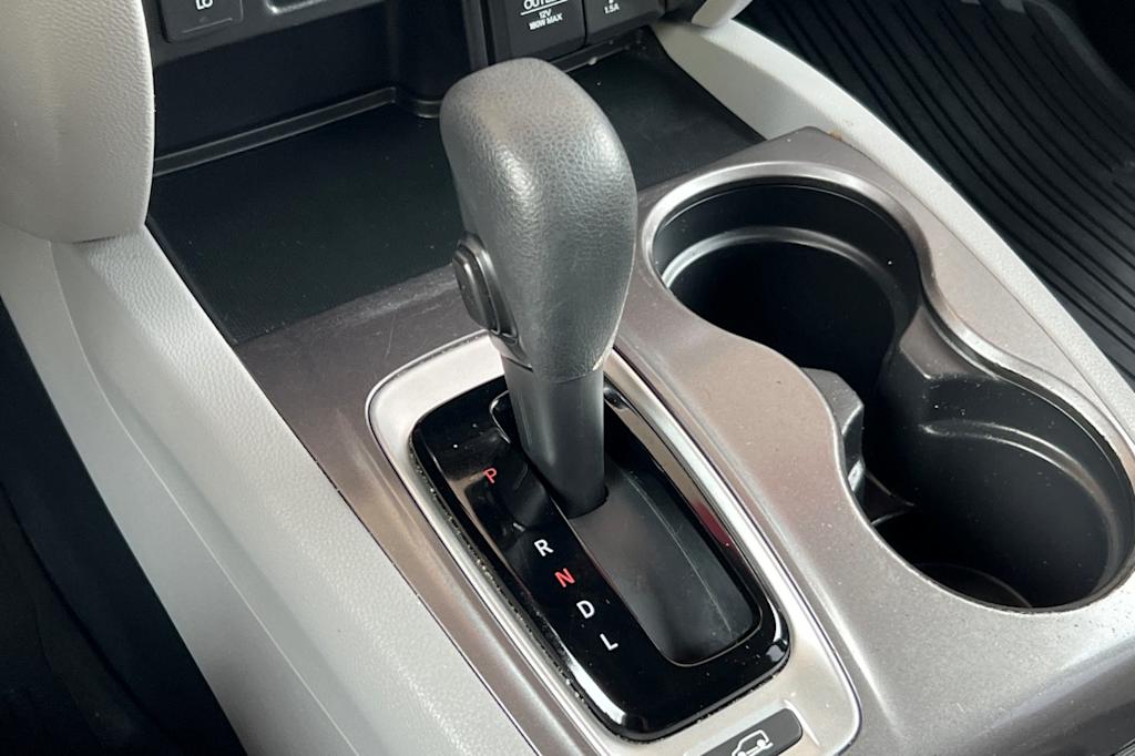 Thumbnail: 2018 Honda Pilot - 13